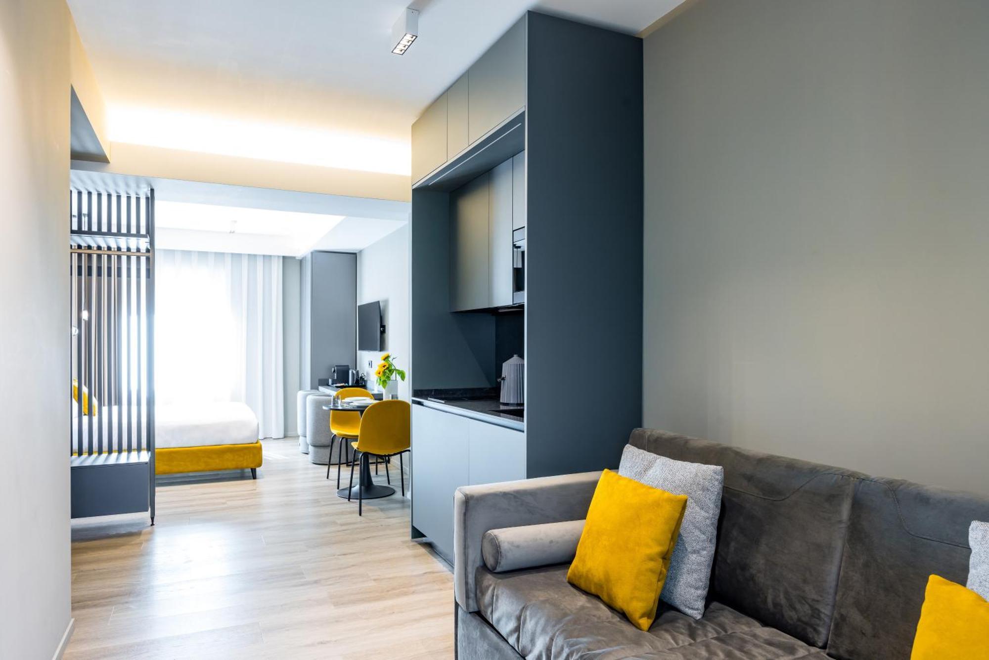 Mh Suites Plebiscito نابولي المظهر الخارجي الصورة