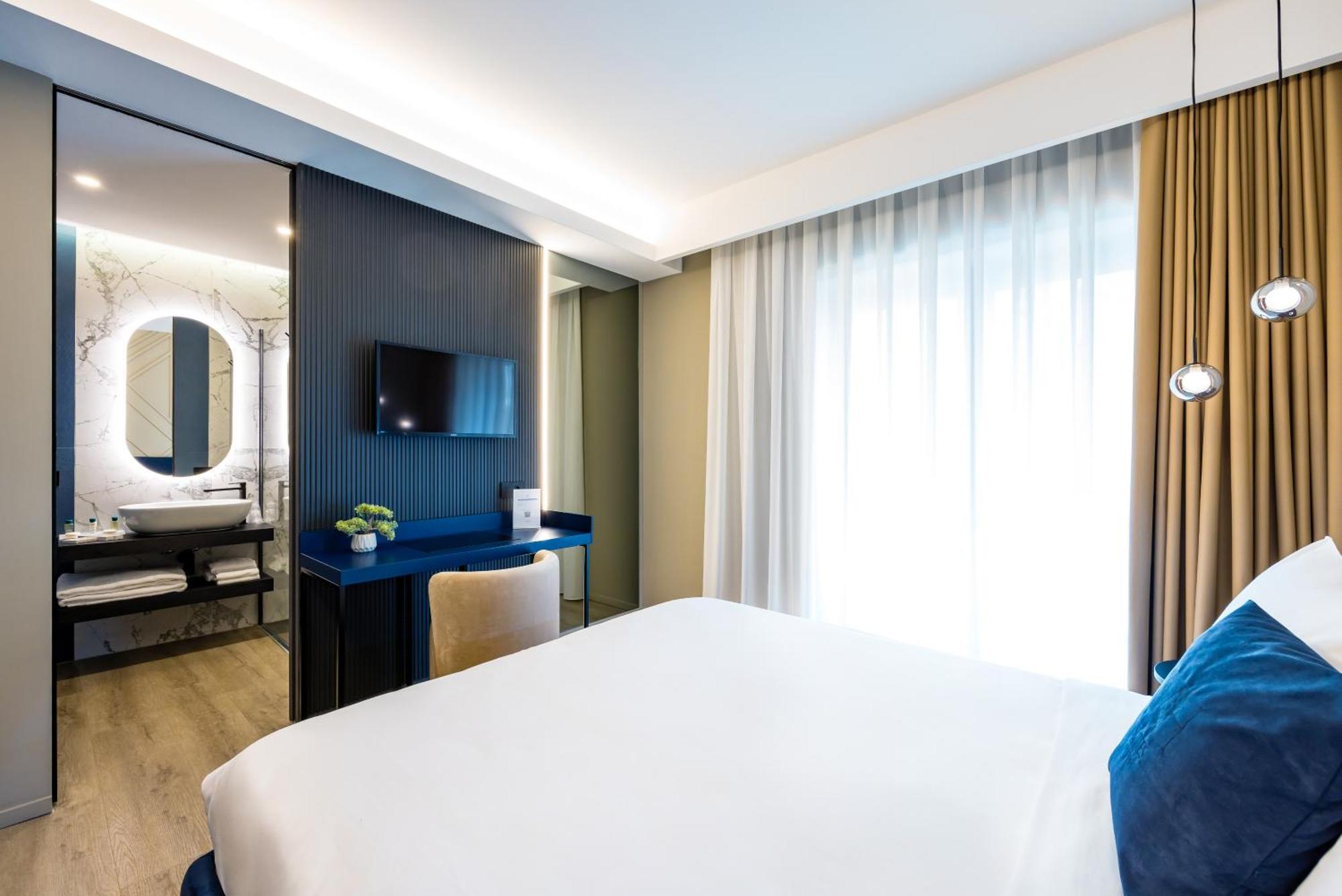 Mh Suites Plebiscito نابولي المظهر الخارجي الصورة