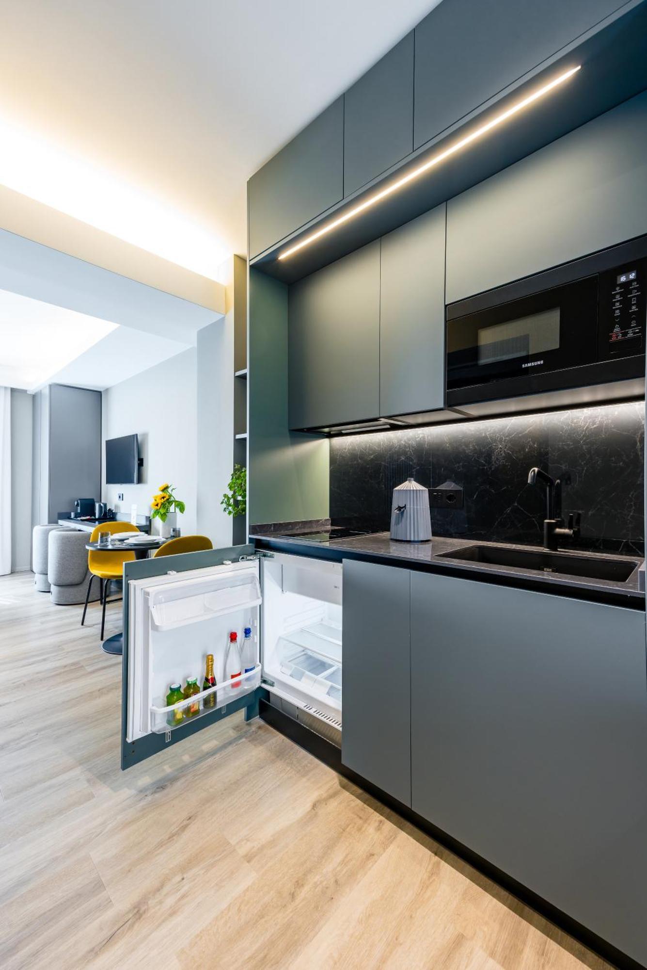 Mh Suites Plebiscito نابولي المظهر الخارجي الصورة